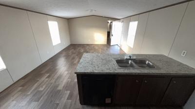 Photo 5 of 18 of home located at 630 Brothers Rd Trlr 37 Lafayette, LA 70507