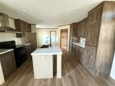 Photo 4 of 14 of home located at 22323 Pinewood Pl Lo Tomball, TX 77375