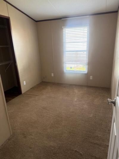 Photo 5 of 16 of home located at 1206 Clements Ln Morgan City, LA 70380