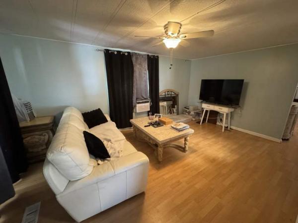 1979 TWIN Manufactured Home