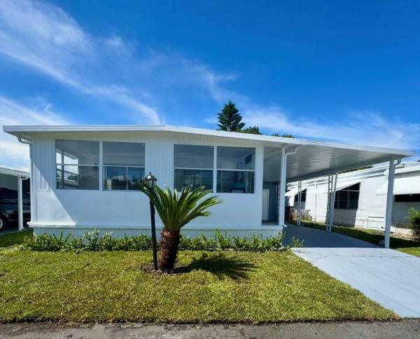 1982 TWIN Mobile Home For Sale