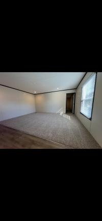 2021 Clayton 35MYO18763AH22 Mobile Home