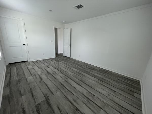 2025 Champion CH2450H32G01 Mobile Home