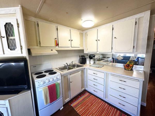 1983 Yell Manufactured Home