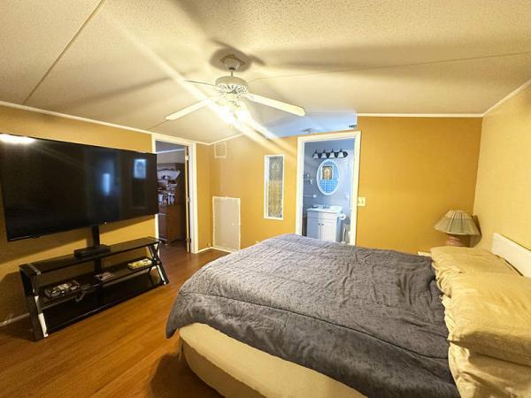 1991 CLAR Manufactured Home