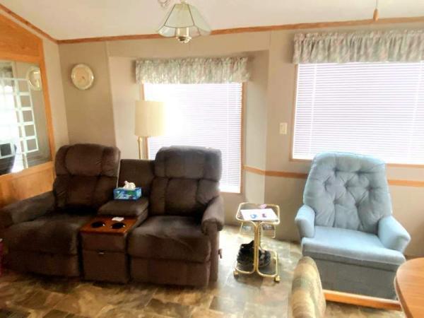 1994 Cavco Manufactured Home