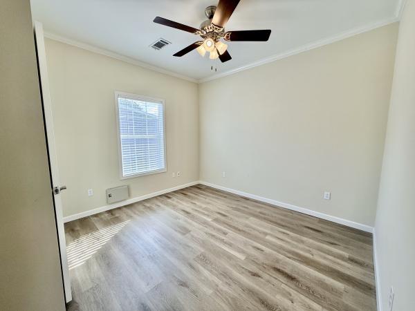 2023 Clayton 27SSE28563A(flipped) Mobile Home