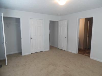 Photo 5 of 13 of home located at 3924 Maidstone Ct Fort Wayne, IN 46818