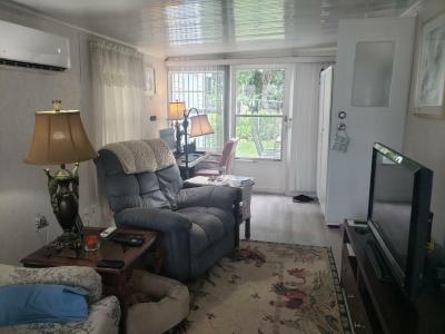 Photo 2 of 6 of home located at 9267 Us Highway 98 Dade City, FL 33525