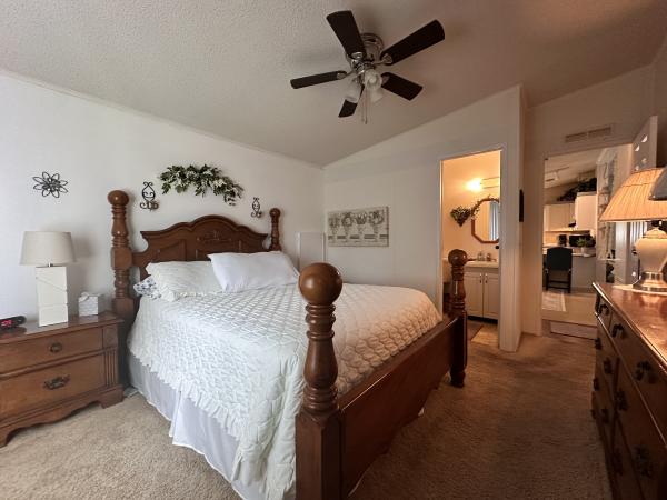 1988 Jacobsen 9427 Mobile Home