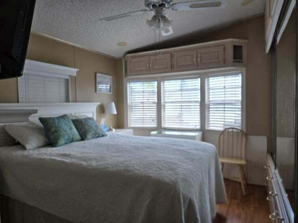 1995 LIFE SH1527FL95 Mobile Home