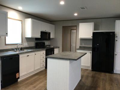 Photo 2 of 4 of home located at 332 Silver Spur Dr New Braunfels, TX 78130