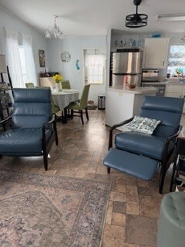 2004 CLSI JACFL25201 A/B Mobile Home