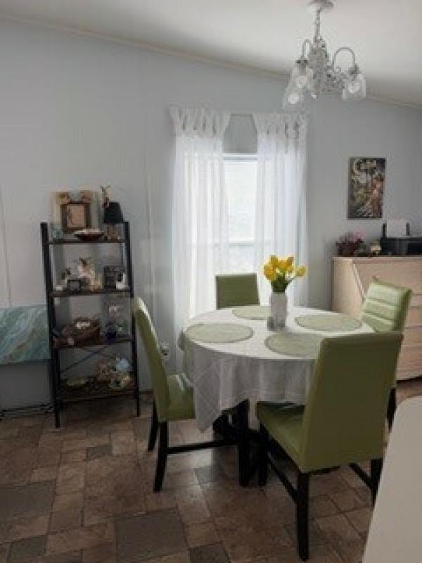 2004 CLSI JACFL25201 A/B Mobile Home