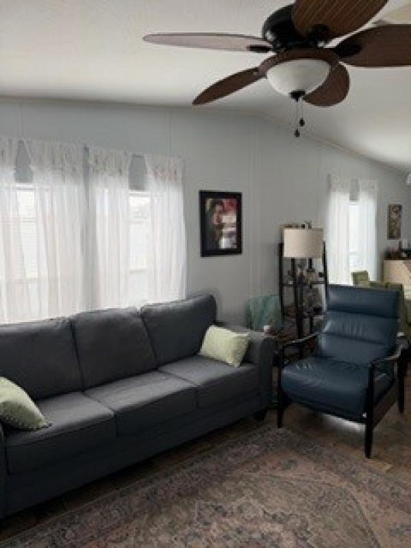 2004 CLSI JACFL25201 A/B Mobile Home