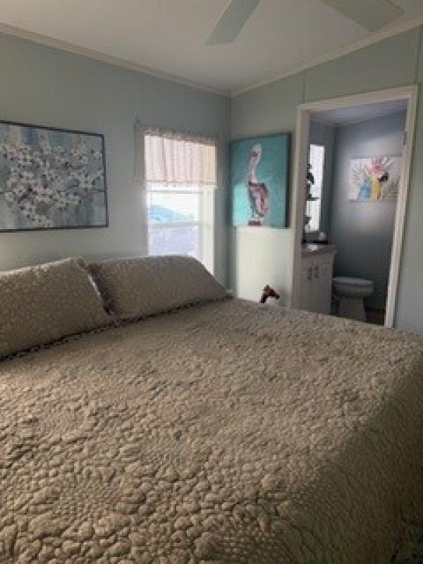 2004 CLSI JACFL25201 A/B Mobile Home