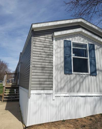 Mobile Home at 4601 West Sweet Cider Court Lot 4601Wsc Peoria, IL 61604