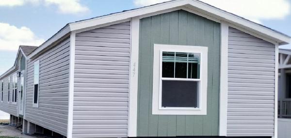 Photo 1 of 2 of home located at 9605 W Us Highway 90 Lot #447 San Antonio, TX 78245