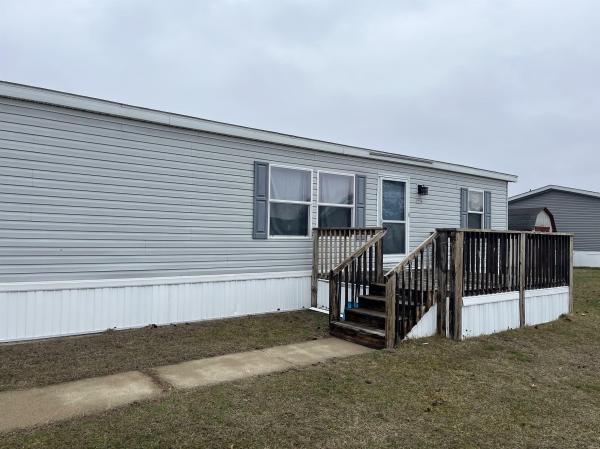 Photo 1 of 2 of home located at 1704 Connecticut Elkhart, IN 46514