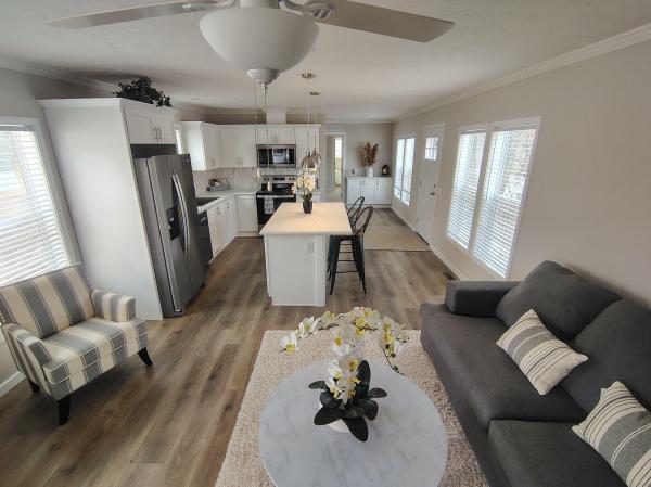 2026 SKYLINE 76 BAY SPRINGS  Home