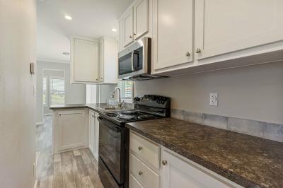 Photo 4 of 10 of home located at 26125 S Us Hwy 27 #96 Leesburg, FL 34748