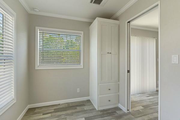 2023 360HK12422A  Home