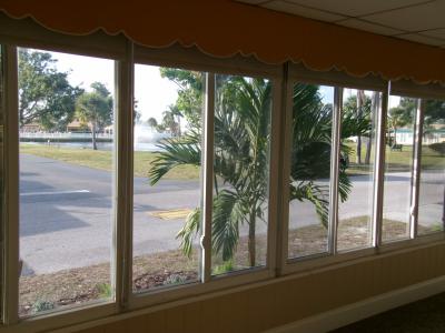 Photo 5 of 13 of home located at 7100 Ulmerton Rd Lot 1036 Largo, FL 33771