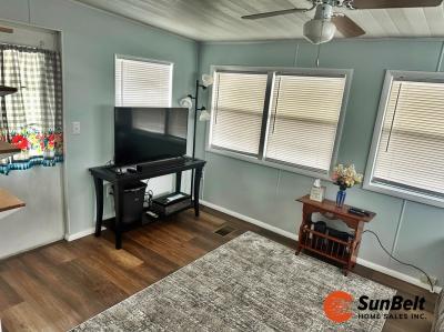 Photo 3 of 20 of home located at 613 Dogwood Circle Wildwood, FL 34785