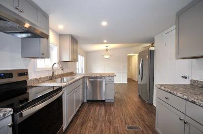 Photo 2 of 12 of home located at W7089 Mariner Circle Fond Du Lac, WI 54937