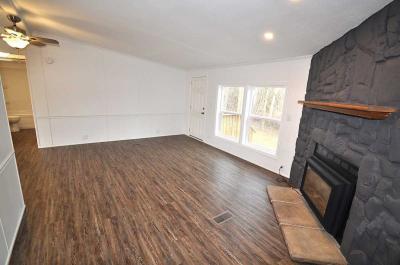 Photo 5 of 12 of home located at W7089 Mariner Circle Fond Du Lac, WI 54937