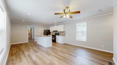 Photo 5 of 10 of home located at 6901 SE 14th St. #42 Des Moines, IA 50320