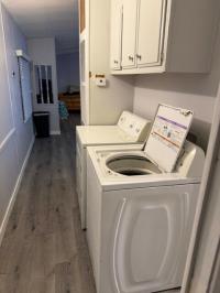 1984 	CHAMPION Manufactured Home