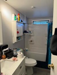 1984 	CHAMPION Manufactured Home