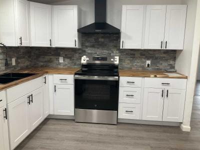 Photo 5 of 15 of home located at 2292 N Ironwood Dr Apache Junction, AZ 85120