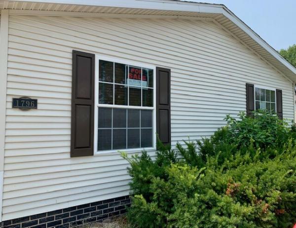 2000 Friendship New Millenium Manufactured Home