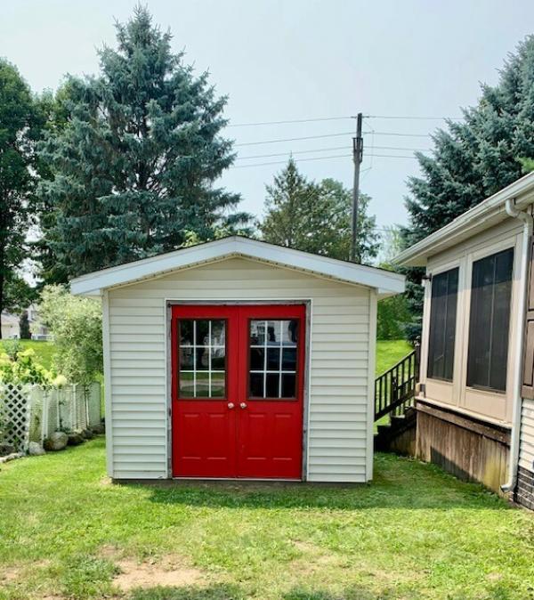 2000 Friendship New Millenium Manufactured Home