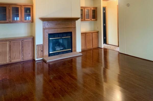 2000 Friendship New Millenium Manufactured Home