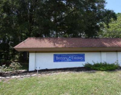 Mobile Home at 5010 Waldo Rd Gainesville, FL 32609