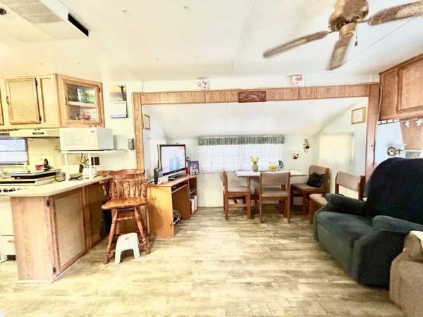 1989 LEDG Mobile Home For Sale