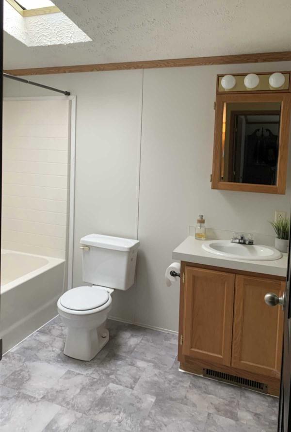 2000 Friendship New Millenium Manufactured Home