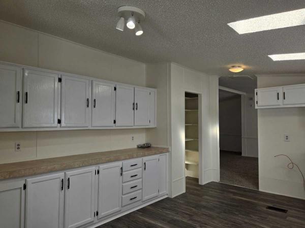 1987 Windsor Classic Manufactured Home