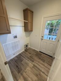 2025 Skyline Amber Cove 67 K620-J Mobile Home