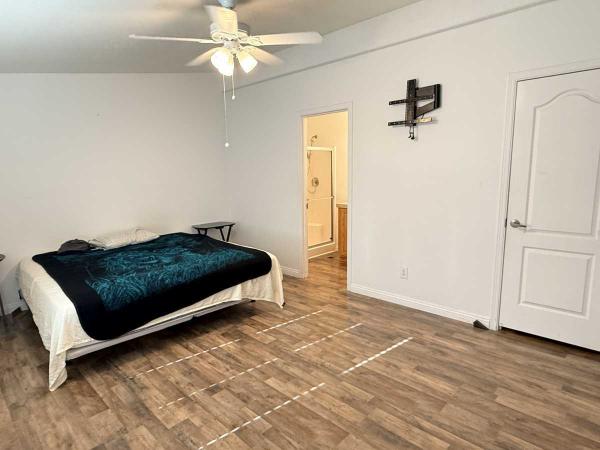 2011 CAVCO INDUSTRIES INC CAVCO Manufactured Home