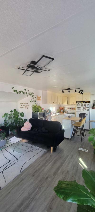 Photo 3 of 7 of home located at 24725 Pennsylvania Ave #D-2 Lomita, CA 90717