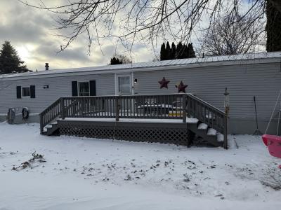 Photo 3 of 25 of home located at 4 Northwood Village New London, WI 54961