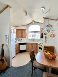 1994 Kensington Park Model Mobile Home