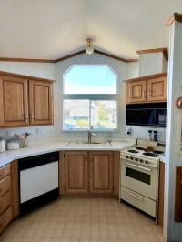 1994 Kensington Park Model Mobile Home