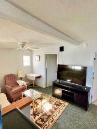 1994 Kensington Park Model Mobile Home