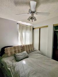 1994 Kensington Park Model Mobile Home