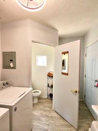 1994 Kensington Park Model Mobile Home